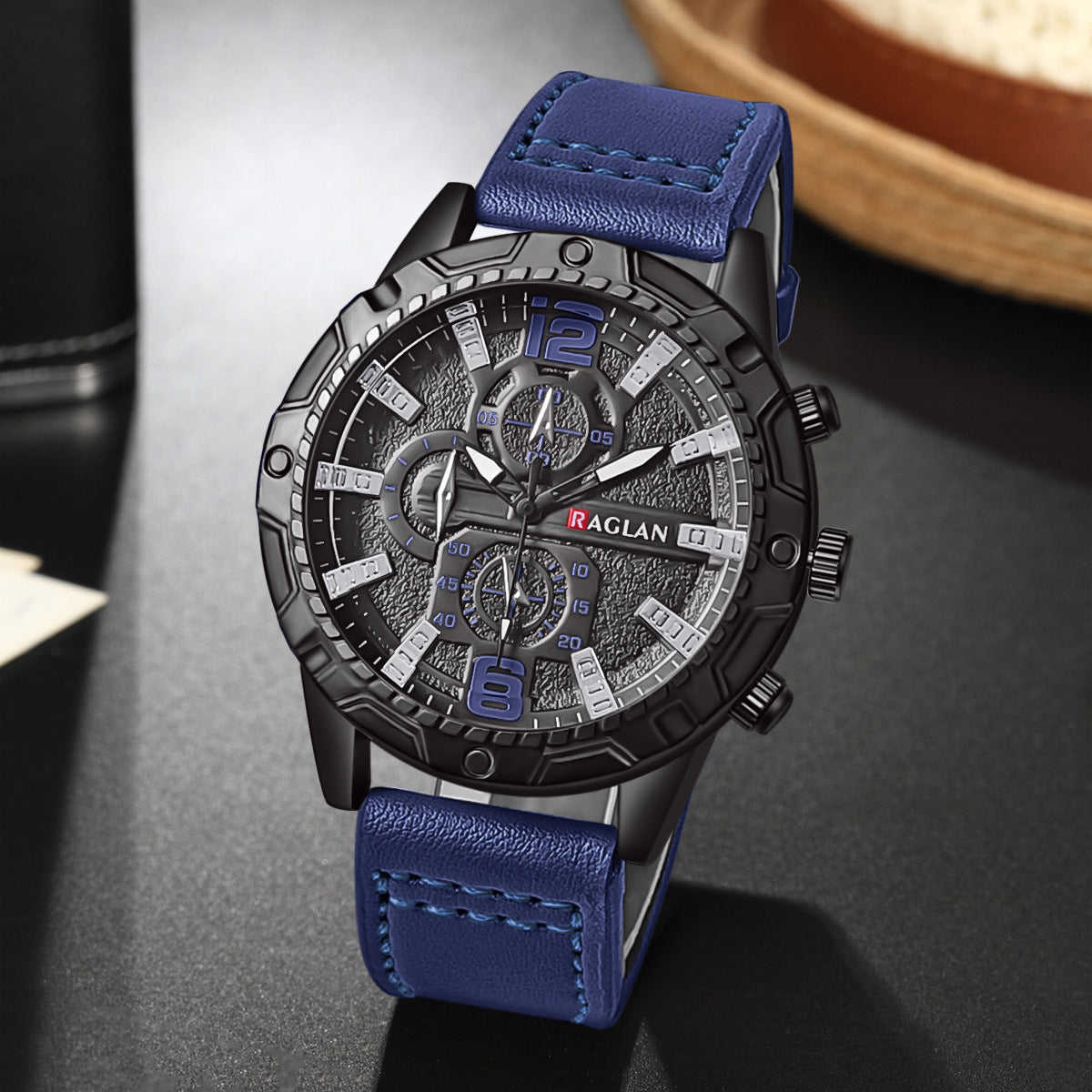 Men's Luxury Quartz Watch – Business Casual Style