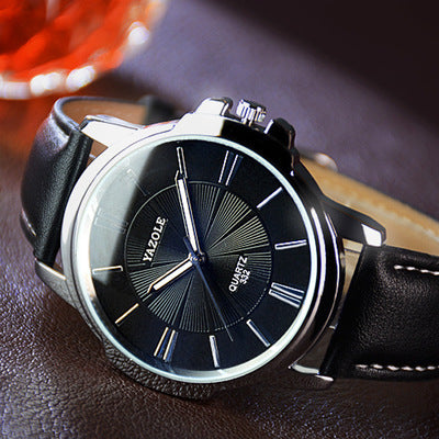 YAZOLE Luxury Quartz Watch – Men's Business Wristwatch with Leather Strap