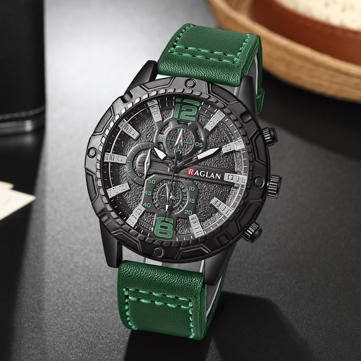 Men's Luxury Quartz Watch – Business Casual Style